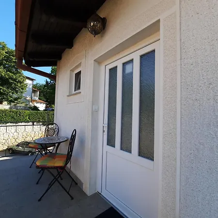 Rumac Poljane Apartamento *